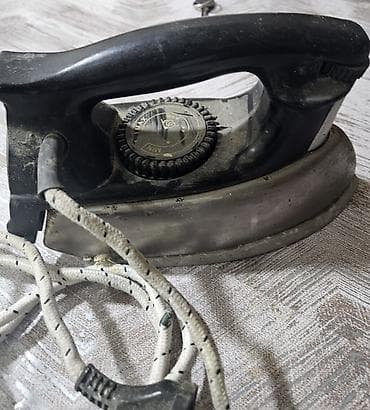 Buharlı ütülər: Klassik elektrik ütüsü satılır İşlənmişdi köhnə ütülərdəndi ünvan — 2