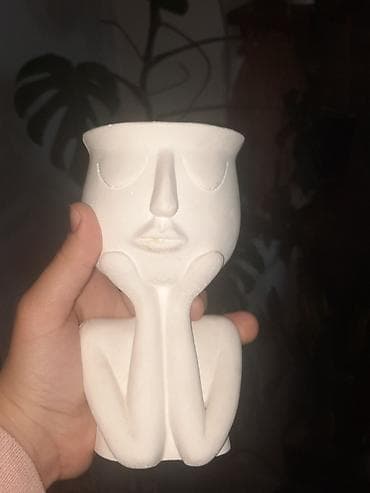 Горшки для растений: Dekorativ güldan/saksı – insan fiqurlu - Material: ağ rəngli — 2