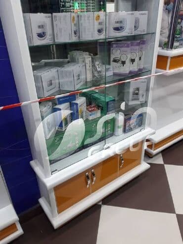 Sifarişlə mebel vitrinləri