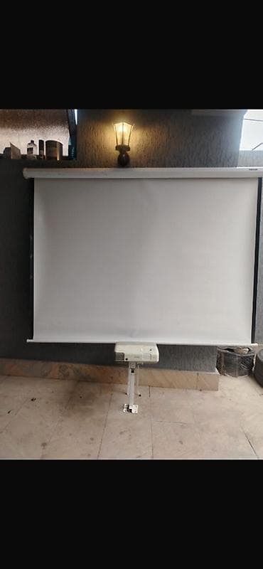 Qısa fokuslu Proyektor Epson