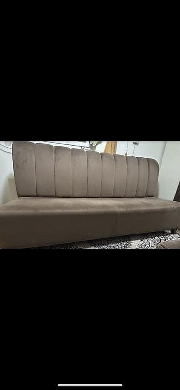 Divan və kreslo dəstləri: Künc divan, Divan, Bazasız, Açılmayan — 1
