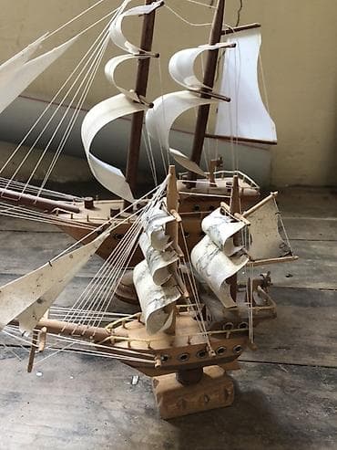 яхта: Taxta yelkənli gəmi maketi - Material: tamamilə ağacdan hazırlanmış — 1