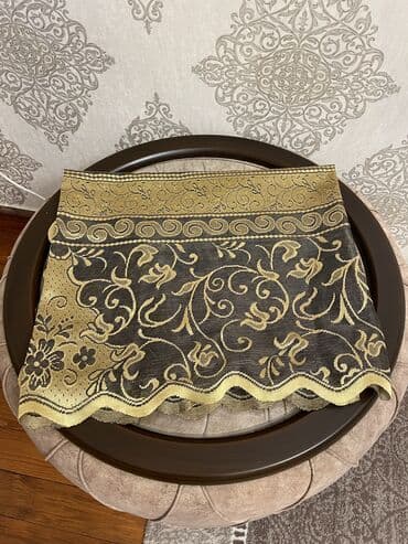 masa örtüyü: Qızılı-qara naxışlı masa örtüyü/parça - Ölçü: eni 1 m 30 sm, uzunluğu — 3