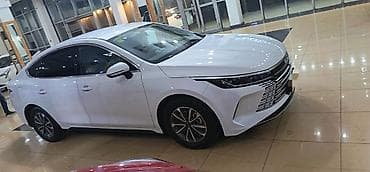 range rover oluxana: BYD Destroyer 05: 1.5 l | 2026 il 8000 km Sedan — 3