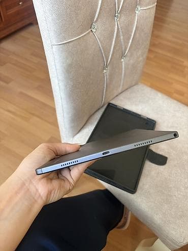 macbook pro 2012 купить: Samsung planşet - Korpus: nazik və yüngül metal gövdə, boz rəng - — 3