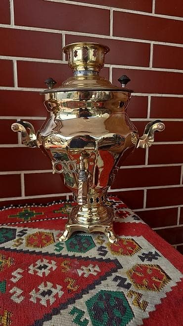 ev eşyası: Misin samovar – klassik rus üslubunda, parlaq cilalanmış pirinç gövdə — 1