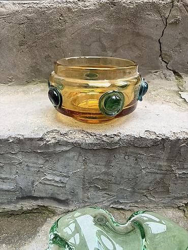 Rəngli şüşə dekor qab - Material: qalın rəngli şüşə - Rəng