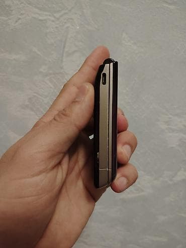 nokia telefonlarin satisi: Nokia 8000 4G, 512 GB, rəng - Qara, Düyməli — 5