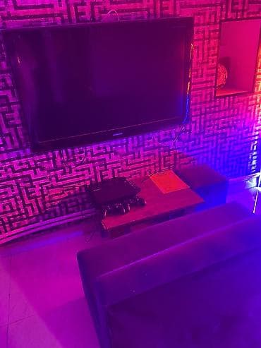 PS2 & PS1 (Sony PlayStation 2 & 1): PS 3- 3 ədəd PS 4- 2 ədəd Televizor 109 Led- 5 ədəd Tv üçün kraşteyn- — 2