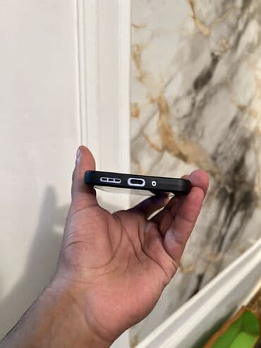 Apple iPhone: Poco C65, 128 GB — 6