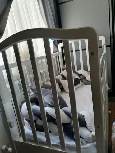 Restoran mebeli: Oğlan və qız üçün, Dördbucaq, Beşik, Dəst ilə, Matras ilə, Yellənmə mexanizmsiz — 3