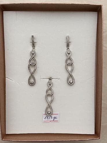 s 925: Dəstə daxildir: Kulon, Sırğa, Gümüş, 925 Əyar, 13 g — 1