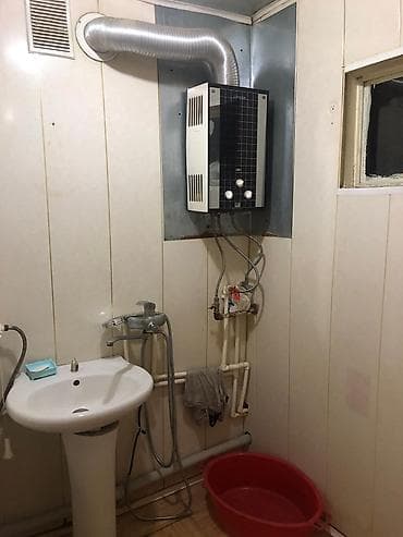kirayə evlət: Bazar kontakt home yanı. orta blok 3-cu mərtəbə. infrastruktur — 5