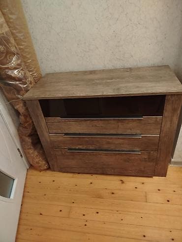 güzgülü kamot: Taxta teksturalı kosmetik komod (gizli güzgülü) - Material: taxta — 1