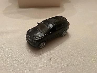 gitara qara: Jeep Grand Cherokee metal maşın modeli - Miqyas: təxmini 1:32 — 6