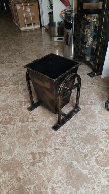 sutlac qablari: Zibil qabi Tullantı qabi Ferqli çeşidlər mövcuddur Qiymət çeşidinə — 3