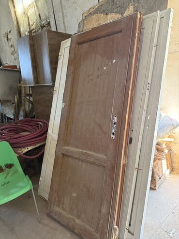 hamam qapları: Aliminum çərçivəli 4 ədəd qapı ölçülər 70x 2 metr 1 ədəd 78 x 2 metr — 5