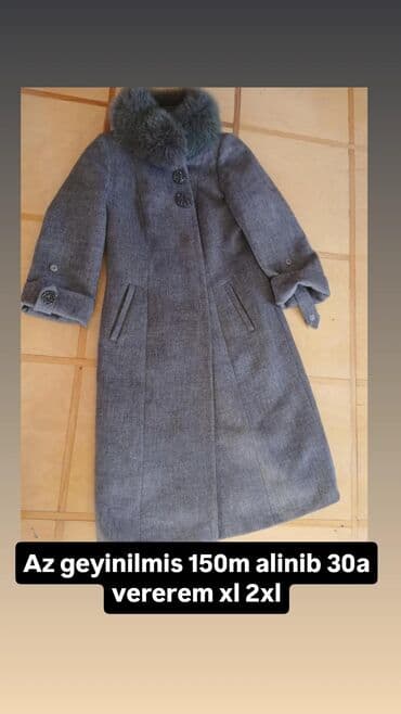 Dəstlər, kostyumlar: Qadın Palto - Rəng: boz - Model: düyməli, iki iri dekorativ düymə — 1