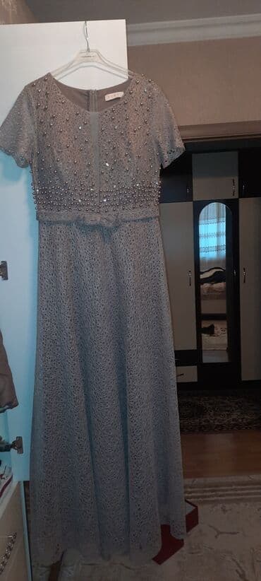 qadın bosonojkaları qladiatorlar: Don 1defe nisana geyinilib.40_42razmere gedir .baha alinib.endirim — 3