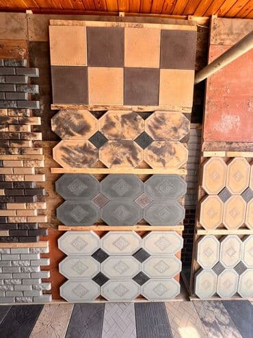 fasad kafelləri: Fasad üçün müxtəlif rəng və fakturalı dekorativ daş panelləri. Bu — 41