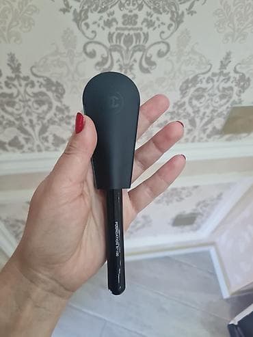 koja yubka: CHANEL Les Pinceaux – Foundation Brush N°100 - Məhsul: Tonal krem — 4