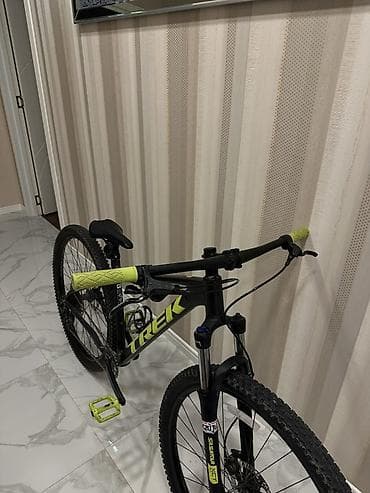 Спортивные велосипеды: Trek marlin 6 gen 3 hardtail dağ velosipedi - Çərçivə: M-L Alüminium — 3