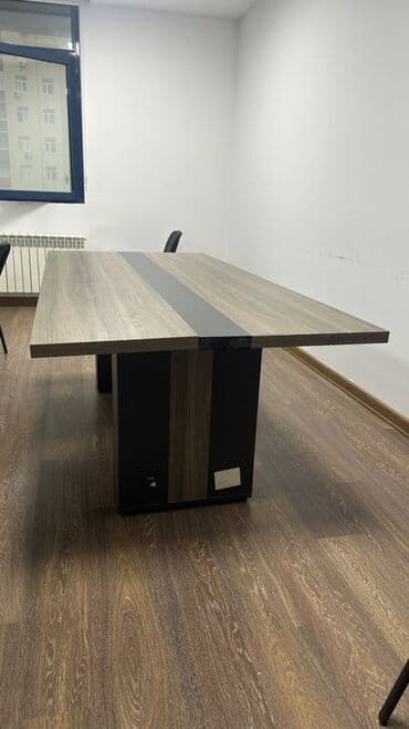 стол для конференций: Dördbucaq masa, Siyirməsiz, Teksturalı laminat — 1