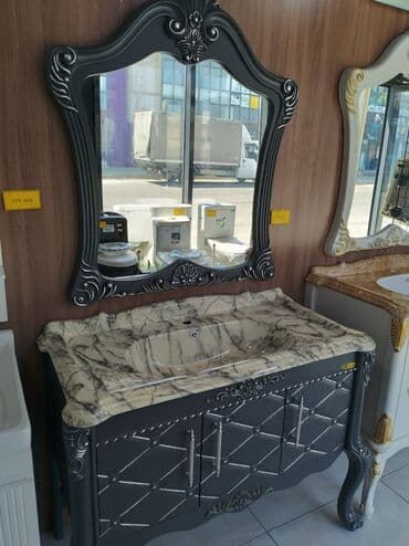 el uz yuyan sekilleri: Oyma detalları və şık dizaynı ilə hamam otağı mebeli dəsti. Dəstə oyma — 1