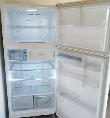 panel kamera: Samsung iki qapılı soyuducu (üst kamera – dondurucu, alt kamera – — 2