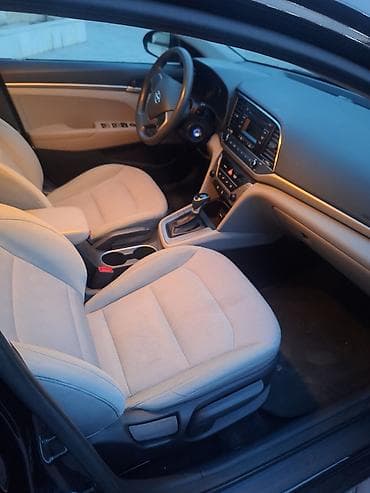 lada vaz 2111: Hyundai Elantra sedan – qara rəngli, şəhər və tras üçün qənaətcil və — 9