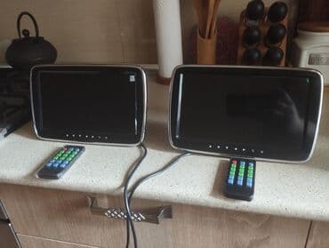 Avtomobil monitorlari, ekranın plyonkasi belə soyulmayib. ideal