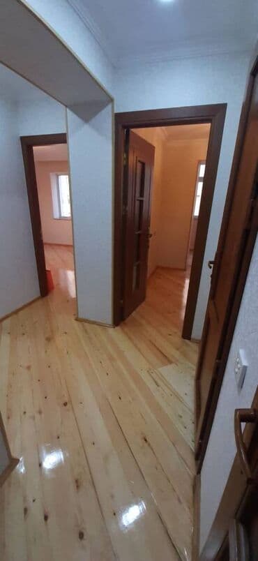 pulsuz ev: Bakı, 2 otaqlı, Köhnə tikili, m. Neftçilər, 65 kv. m — 15