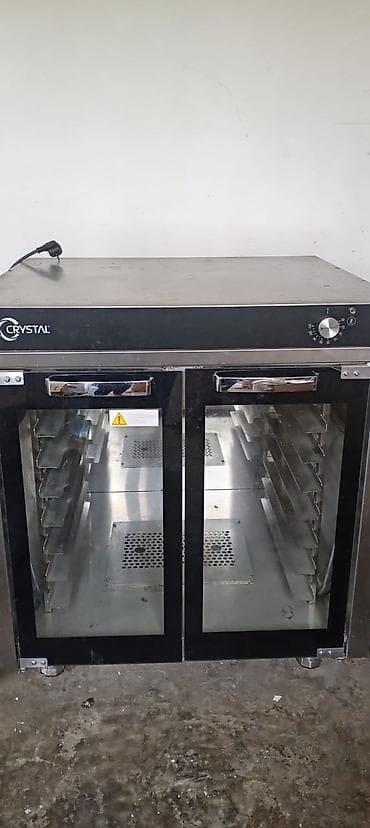 CRYSTAL markalı təzədir. - İki şüşə qapılı korpus: içərini asan