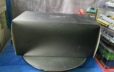 metbex tavan modelleri: Коллекционная модель Bentley Flying Spur W12 Diamond Black 2012 — 3