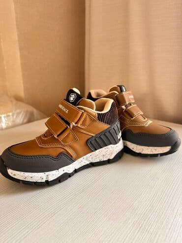 детские ботинки на шнурках: Lumberjack firmasinin krasovkalari. Tam sezonluqdur. Cox rahatdir — 2