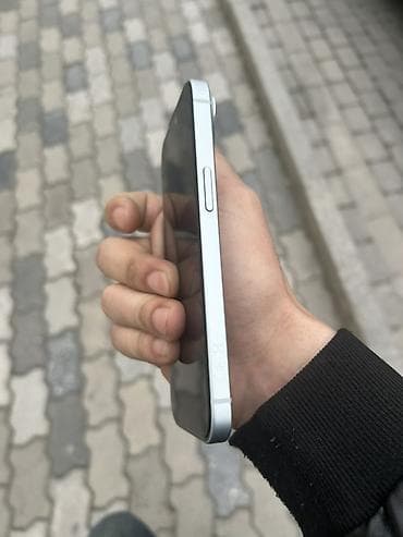 pupg mobile: IPhone 14, Ağ — 3