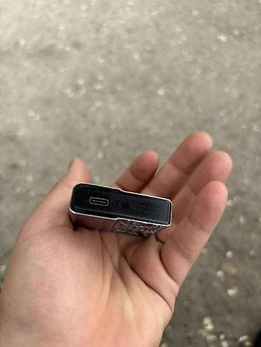 Vaporesso xros nano pod sisteminin batareya bloku ustunde yag verilmir