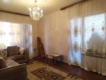 9 ci mikrorayon satilan evler: Bakı, 8-ci kilometr, 1 otaqlı, Köhnə tikili, m. Qara Qarayev, 35 kv. m — 2