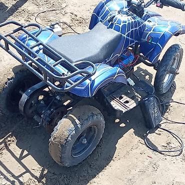 steal a brainrot: Elektrik uşaq ATV-si – mavi “hörümçək toru” dizaynlı Xüsusiyyətlər: - — 3