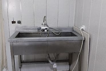 Avadanlığın icarəsi: Grooming masasi ve vannasi ikisi birlikde 350 — 1