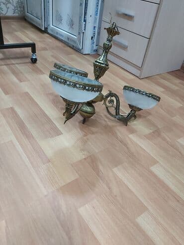 Projektorlar: Çılçıraq, 3 lampa — 1