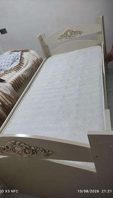 termo tek: Matrasiyla bir yerde verilir keyfiyetli 8lik laminatla yigilib iki — 1