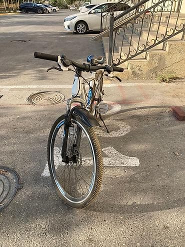 Городские велосипеды: Hec bir problemi yoxdu
26liqdir — 1