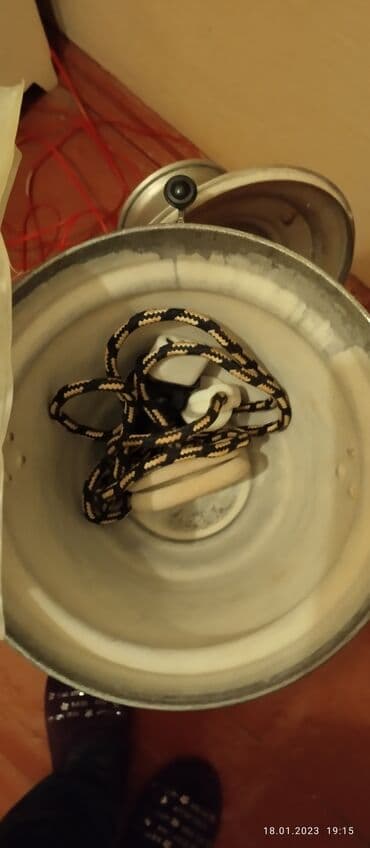 Баки: Toknan isleyen,70 ci illerin samovaridi, 100azn — 3