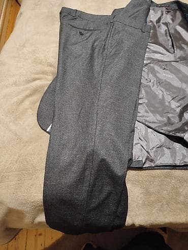 paltar xoncalari: Kişi kostyumu – boz rəngli, klassik üslubda 3 hissəli dəst. - Jaket — 6