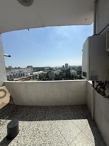 Nefçilər metrosuna piyada 10dəqiqəlik məsafədə Məlhəm Hosbitalın yanı