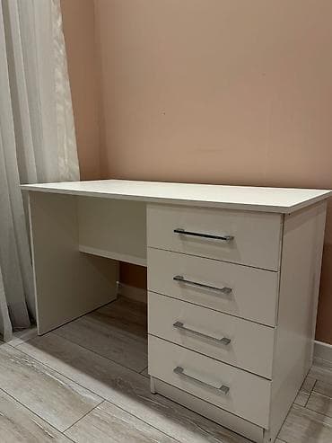 xuxna mebeli: AyselbanuMasa ideal veziyyetde satilir‼️ 70 azn Sumqayit7273 Aysel — 1