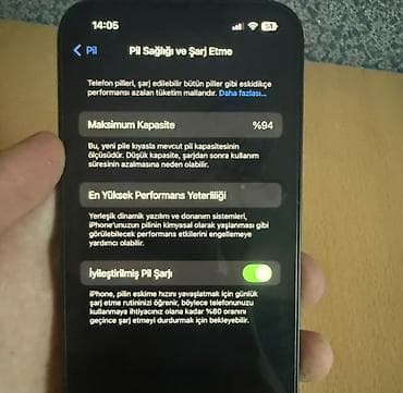 bambu lab a1: IPhone 13, Qara, Face ID — 3