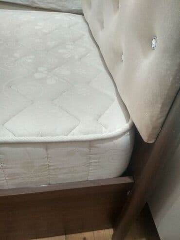 tek neferlik carpayilar: Bir nəfərlik kravat satılır.super vəziyyətdir matras bahalı — 4