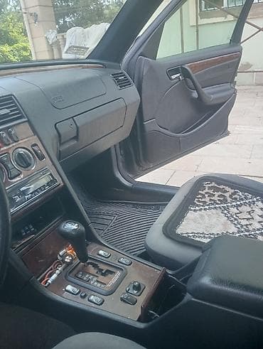 guzgu: Mercedes-Benz C230 1999cu il — 6